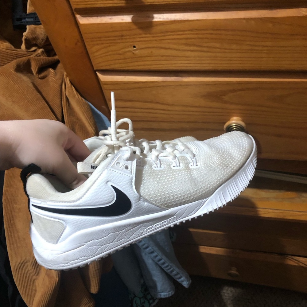 Nike volleyball shoes